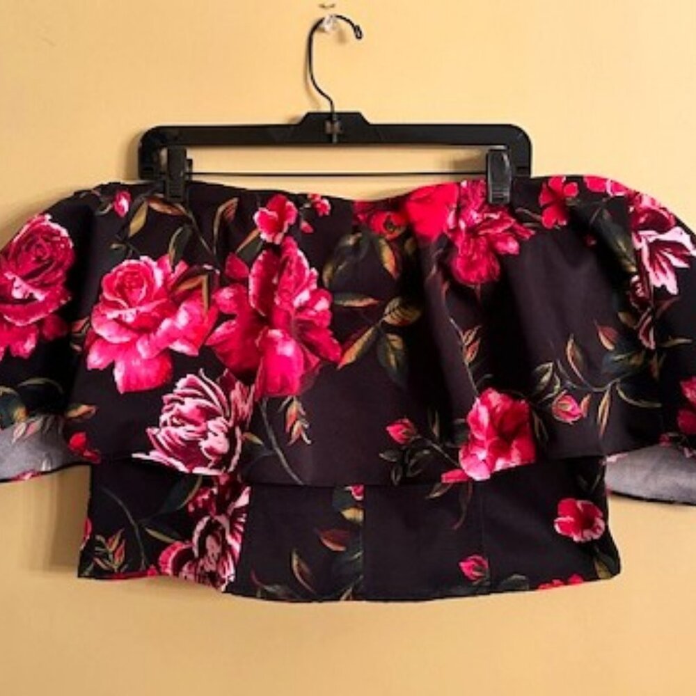 Ny and Company Black and Red Roses Off The Shoulder Crop Top
